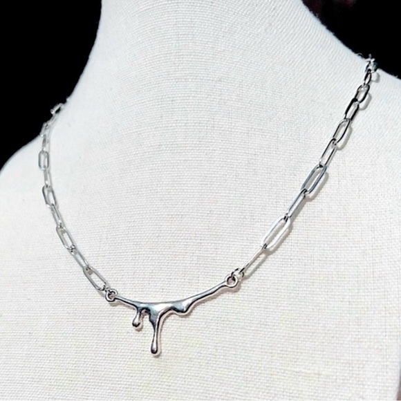 Dripping in Silver Necklace - Picture 5 of 12